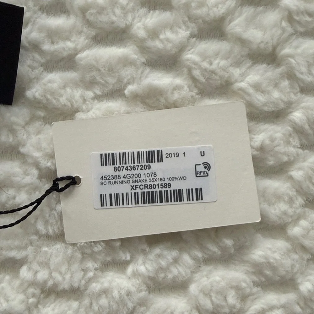 Gucci 100% Wool Running Snake Scarf-452388-Authentic-NWT